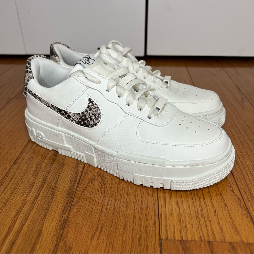 Nike Air Force 1 pixel se sail snake